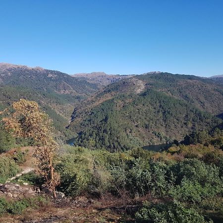 Quinta Da Resteva-Chale Do Rio Вієйра-ду-Міню Екстер'єр фото