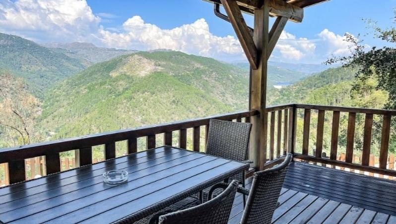 Quinta Da Resteva-Chale Do Rio Вієйра-ду-Міню Екстер'єр фото
